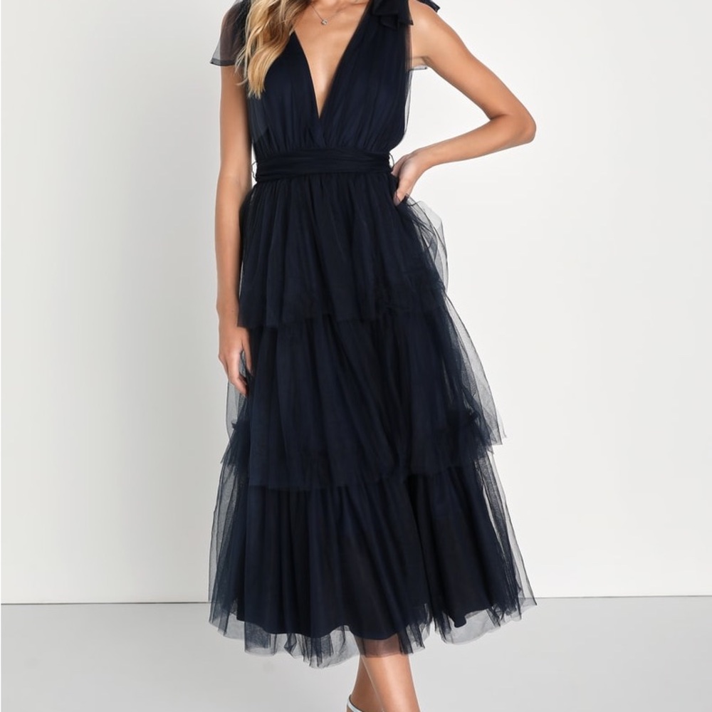 NWOT Lulus Flawless Arrival Navy Blue Tulle Tie-Strap Tiered Maxi Dress
